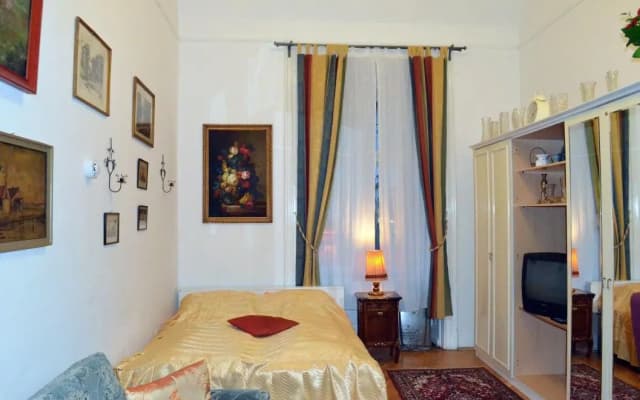 Vaci Central Apartment - photo 3
