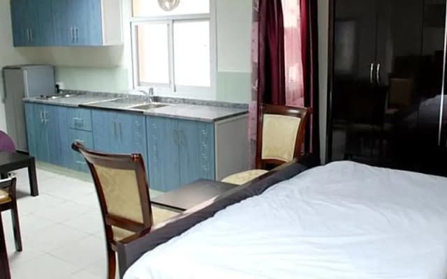 The Paradise Inn Hotel Apartments - photo 2