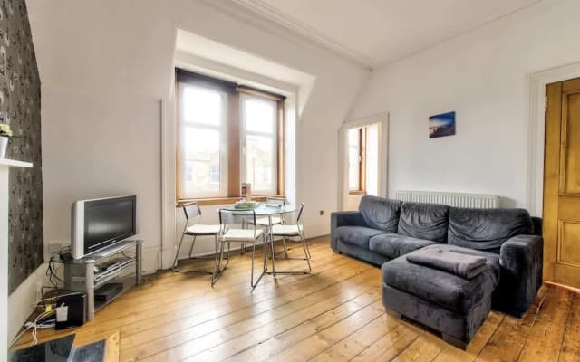 Central location! 2BDR Flat in Haymarket - photo 4