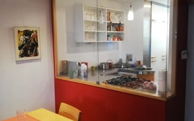 Room in maisonette with garden, parking place - photo 4