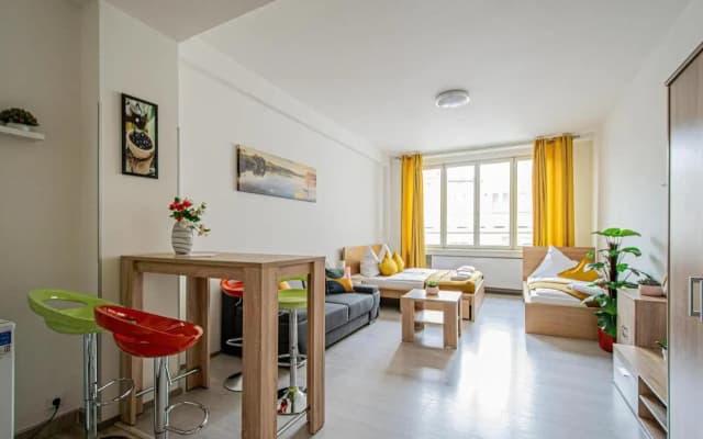 Executive Bright Apt. by Ruterra - photo 4