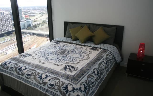Luxury Two Bed Apt Swimming Pool - photo 2