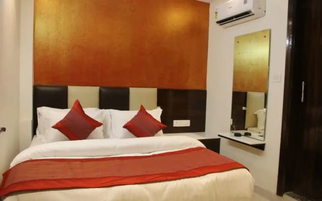 Hotel Snow White Inn - photo 3