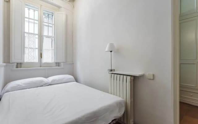 Flateli Sarria - photo 2