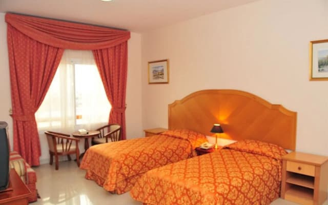 Safeer Hotel Suites - Aparthotel - photo 4