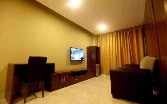 Golden Crown Hotel Alseeb Muscat - photo 5