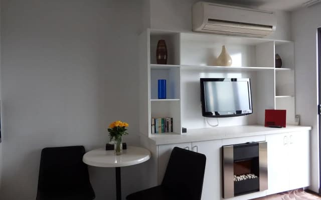 Hiigh Apartments - photo 3