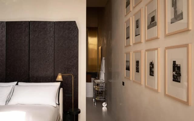 The Venice Venice Hotel - photo 2