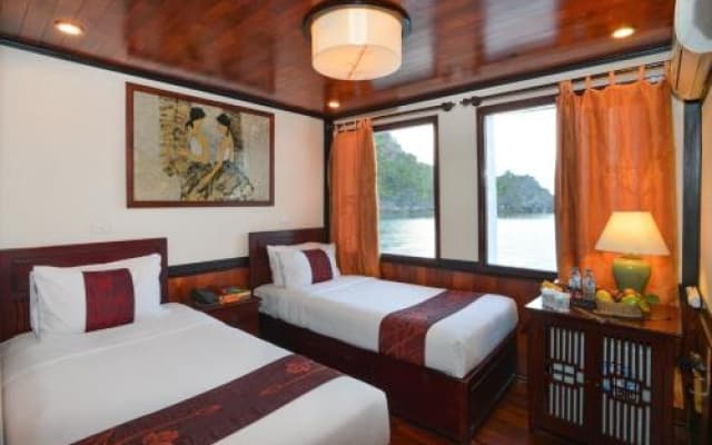Oasis Bay Classic Cruises - photo 5