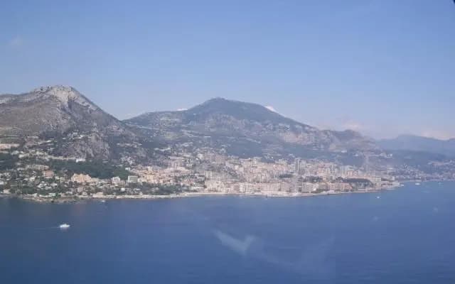 Long stay in Old town of Nice, Castle Hill - photo 4