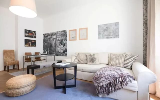 Chic And Spacious Buzulucka Apartment - photo 4
