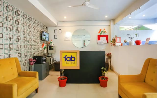 FabHotel Novel Suites - photo 2