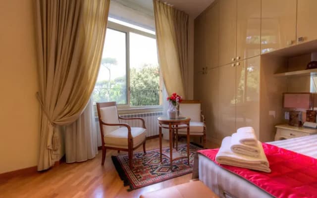 Spanish Steps Hills Apartment - photo 4