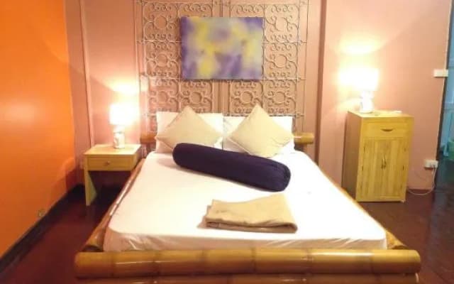 Yellow house(Furtune Inn) - photo 3