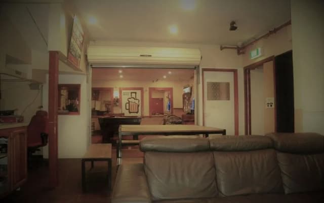 Market Tavern - Hostel and Bar - photo 2