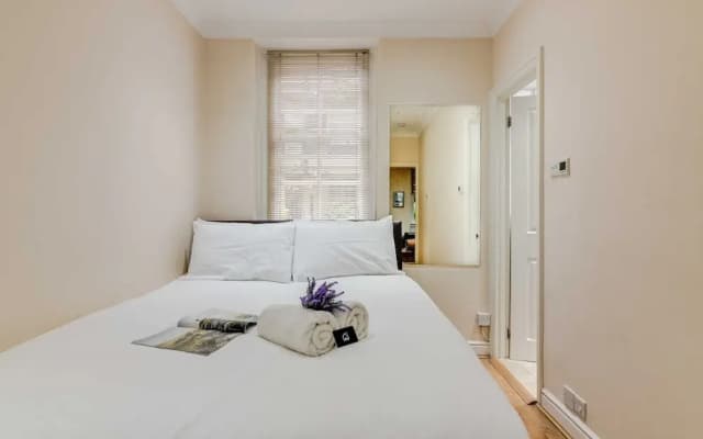 Uber London Theatre Land House - photo 5