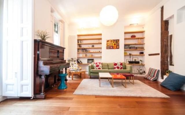 Chic Rentals Opera - photo 2
