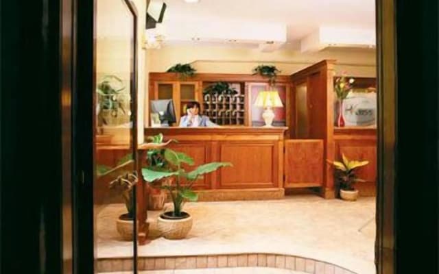 Hotel Kriss - photo 2