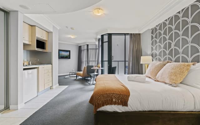 Quiet City Abode in Sydney - photo 3