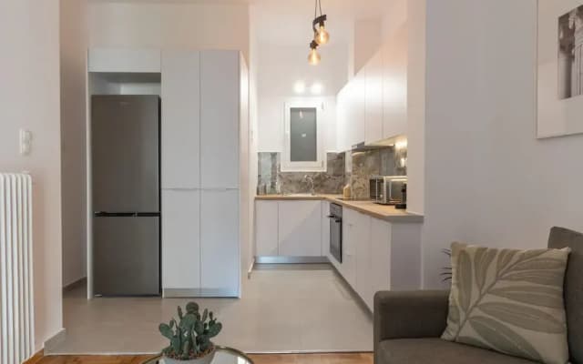 Brand New 2 Bdrm Apt in Koukaki Athens - photo 2