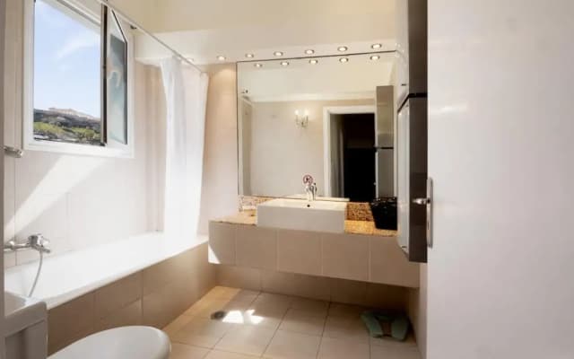 3 Bdrm Luxury Apt Incredible Acropolis View - photo 4
