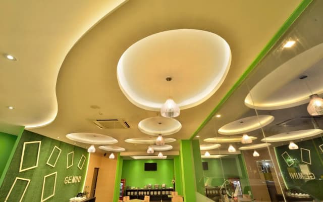 Zodiak MT Haryono by KAGUM Hotels - photo 2