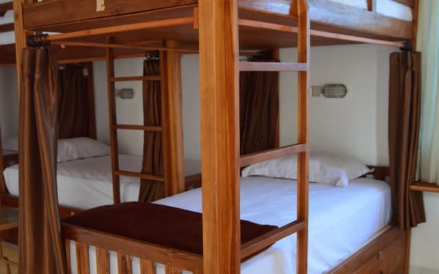 Askara Guest House - Hostel - photo 5