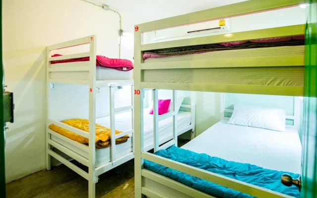 ZZ Hostel - photo 4