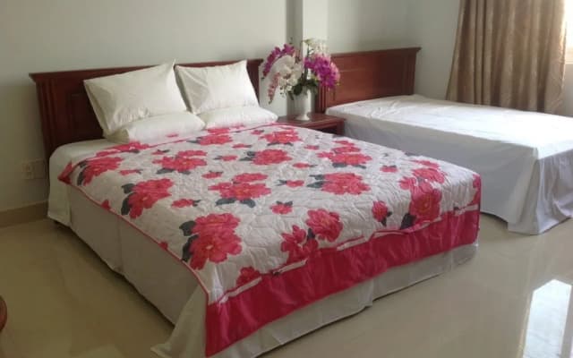 Giang Quynh Lan Guest House - photo 4