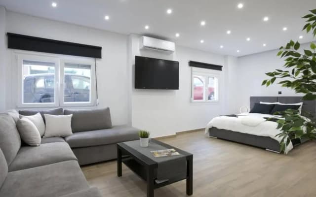 (B) Koukaki, A modern, newly refurbished Studio 4ppl - photo 4