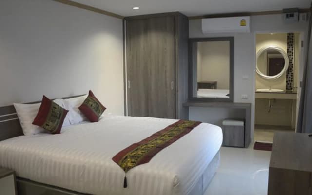 Sunlight Hotel - photo 2