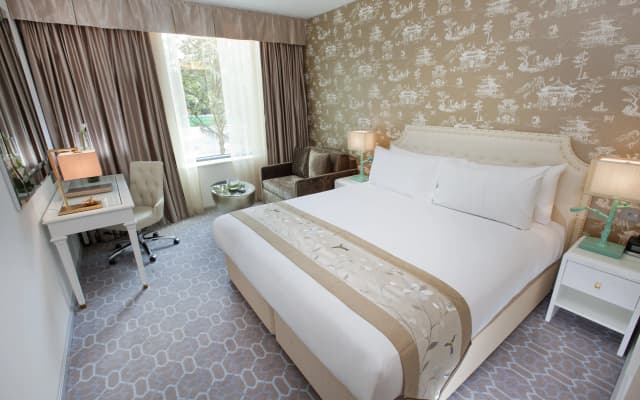 Dorsett Shepherds Bush - photo 3