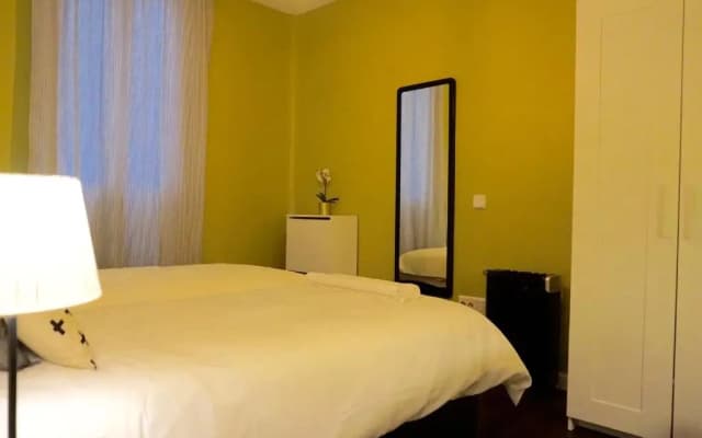 Smart Plaza de las Cortes - photo 5