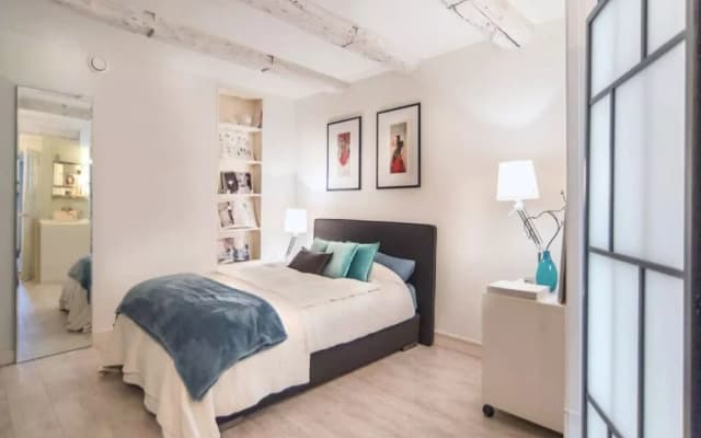 Boutique studio with amazing location - photo 5