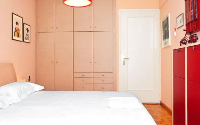 Superb view apartment next to Metro - photo 3