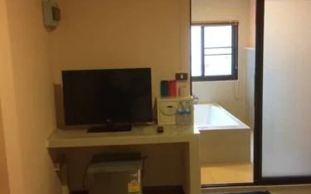 Super 8 Boutique - photo 4