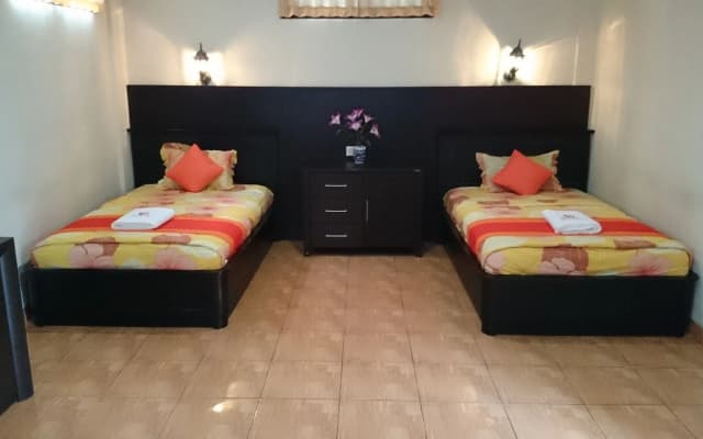 Agus Beach Inn - photo 3