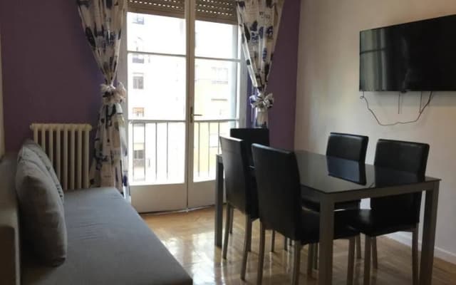 Hostal Gran Via 59 - photo 2