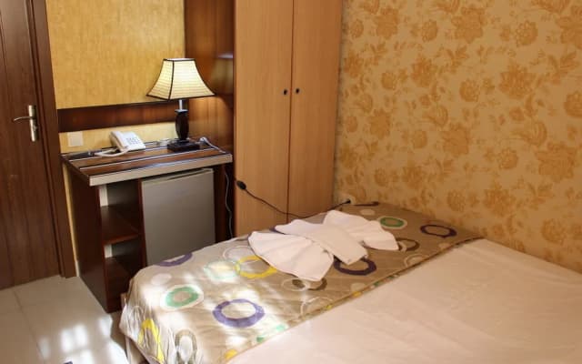 Hotel Almeto - photo 4