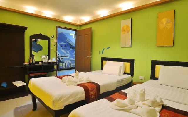 OYO 768 First Station Hotel - photo 3