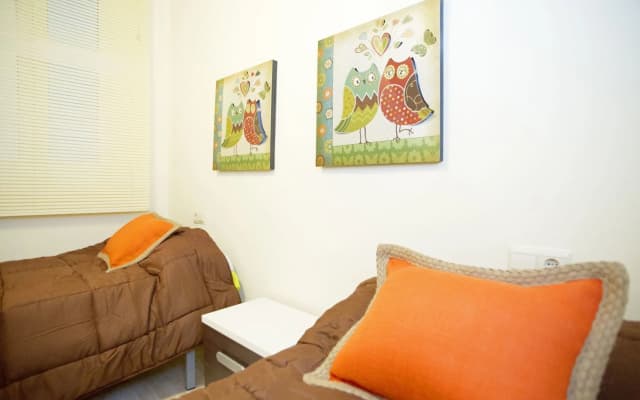 BBarcelona Luxury Ramblas Flat - photo 4