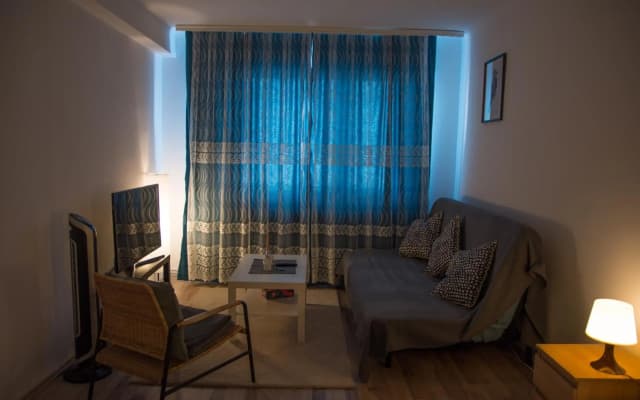 Grand Central Station Apartment - photo 2