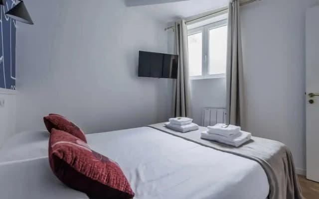 Chic, Comfortable Flat Near rue Montmartre - photo 4
