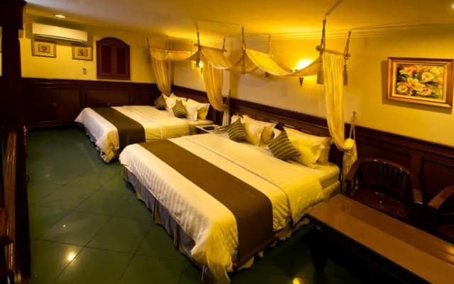 Park Nesia Royal Regal Hotel Jakarta - Mangga Besar - photo 3