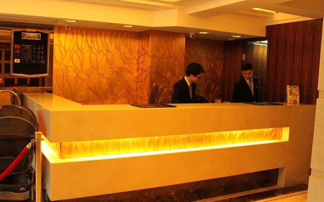 Lander Hotel Prince Edward - photo 2