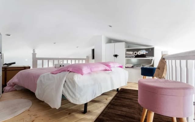 Large Studio in the Heart of Paris, for 4 People - photo 3