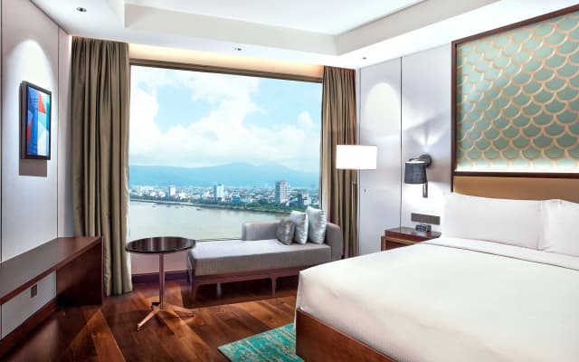 Hilton Da Nang - photo 4