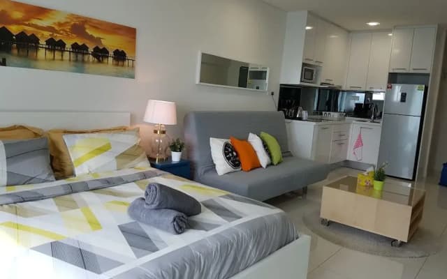 Summer Suites Vacation Home - photo 4