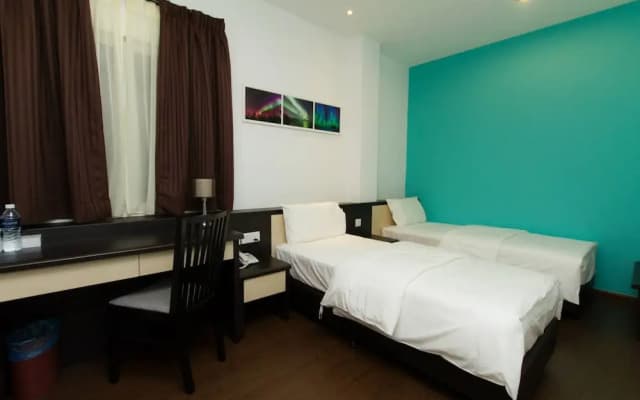 Aurora Boutique Hotel by OYO Rooms - photo 2