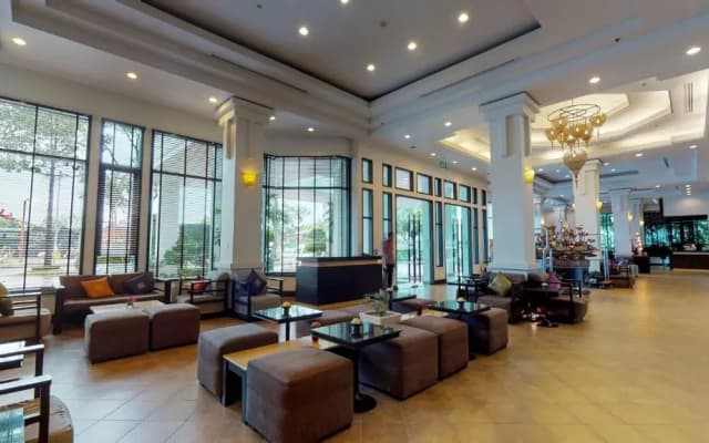 Tara Angkor Hotel - photo 2